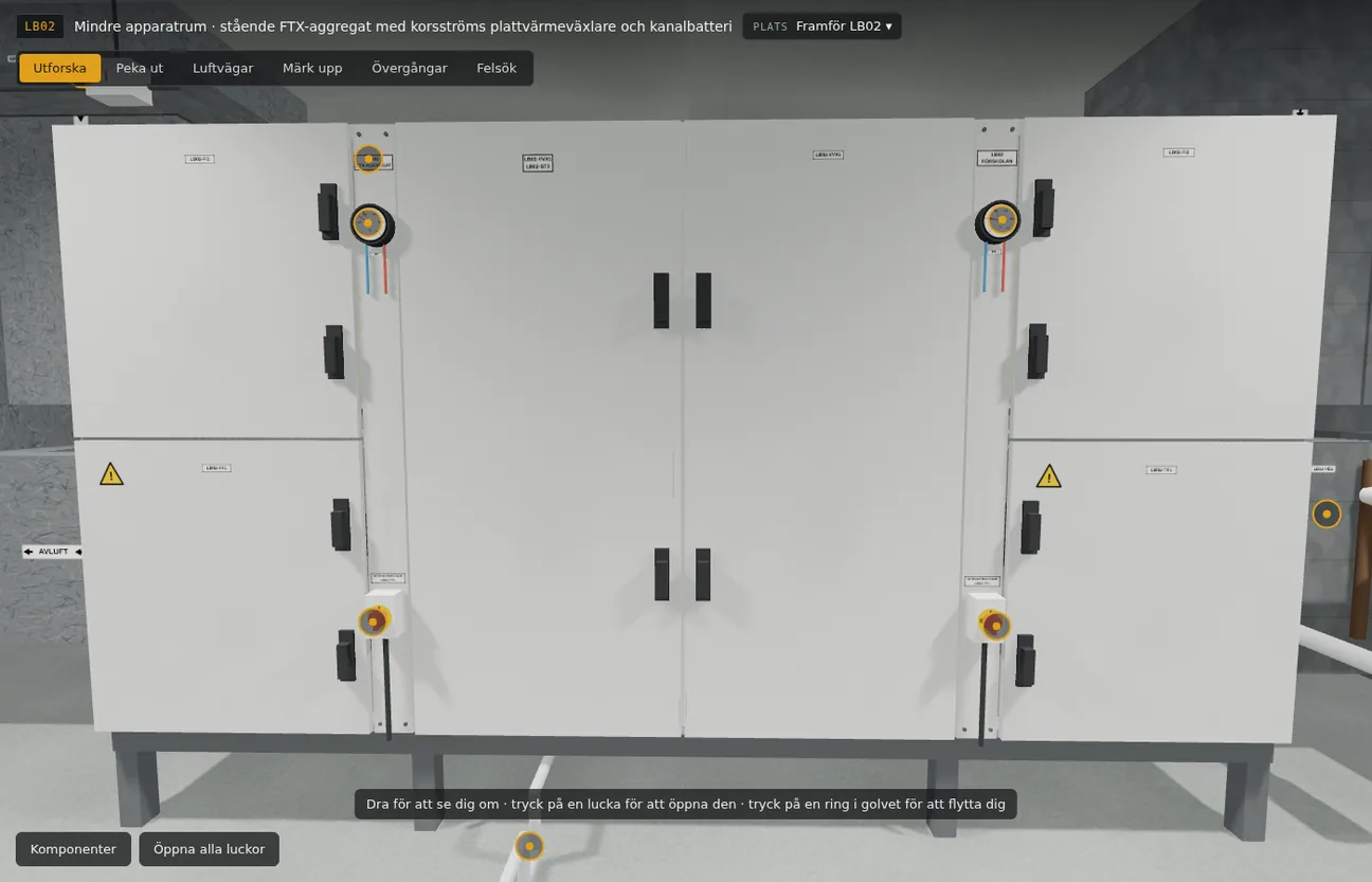 Apparatrum LB02 i Övningsbeståndets 360-material: ett stående FTX-aggregat med märkskyltar och manöverdon, och en rad med lägena Utforska, Peka ut, Luftvägar, Märk upp, Övergångar och Felsök.